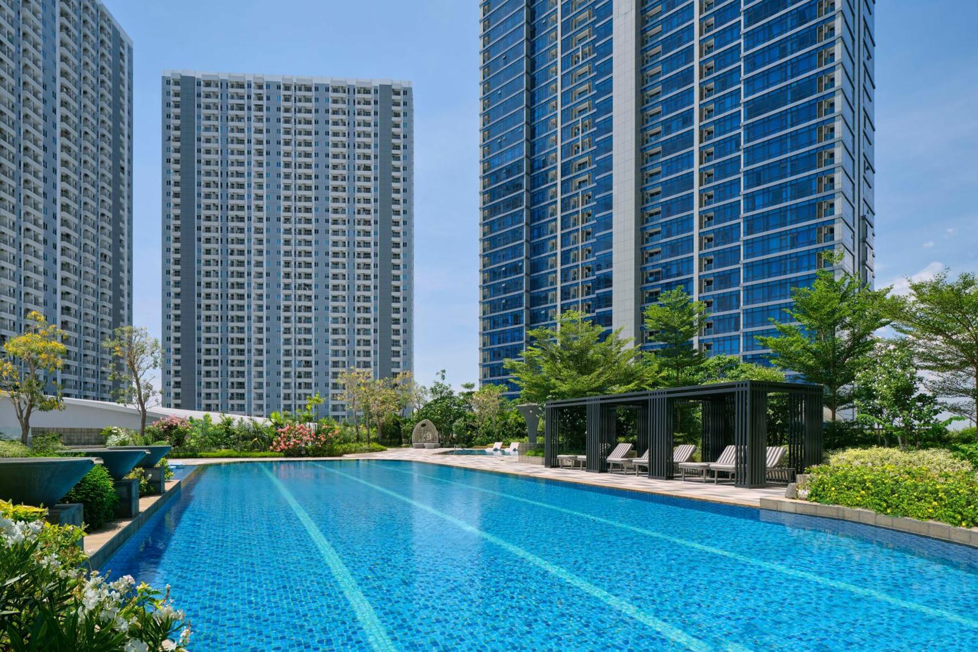 Hotel The Westin Surabaya Exterior foto